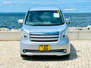 Toyota Noah 2010 Purple for sale