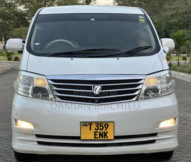 Toyota Alphard 2006 White