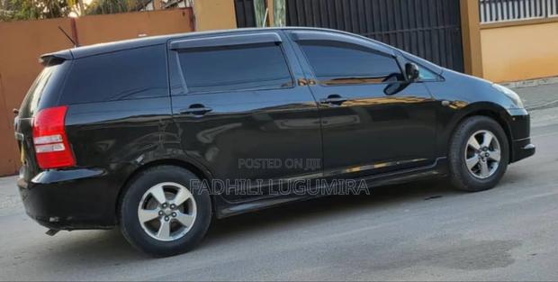Toyota Wish 2005 Black