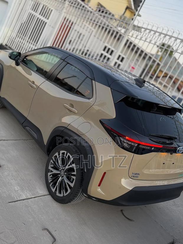 Toyota Yaris Cross 1.5 Hybrid AWD 2023