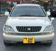 Toyota Harrier 1999 White for sale