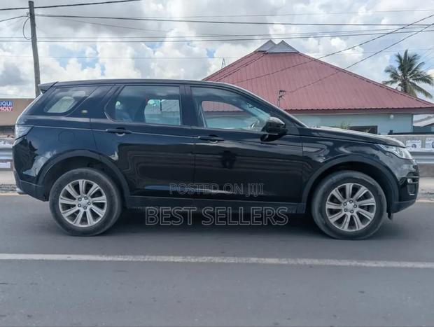 Land Rover Discovery 2015 Black