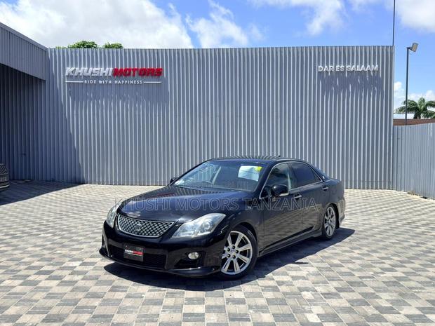Toyota Crown 2009 Black