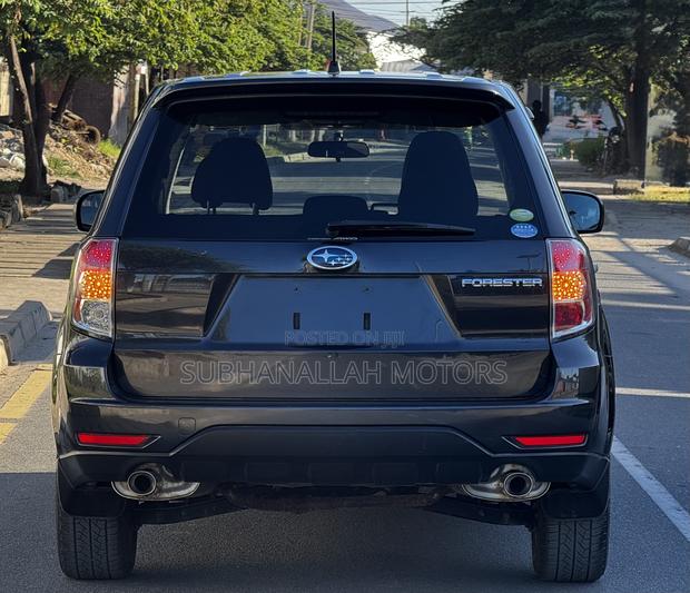 Subaru Forester 2009 Gray