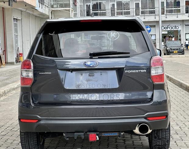 Subaru Forester 2014 Gray