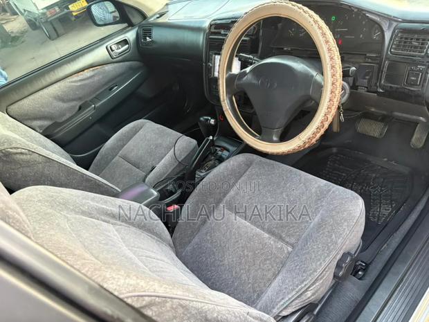 Toyota Carina 2001 Silver