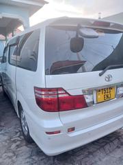 Toyota Alphard 2.4 Petrol AWD 2006 White for sale