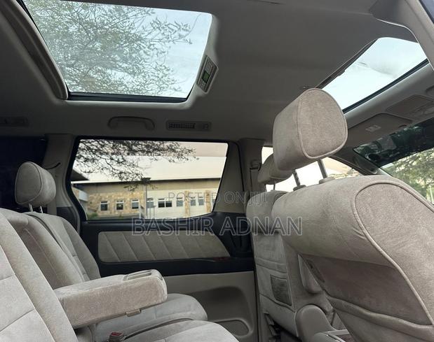 Toyota Alphard 2004 Silver