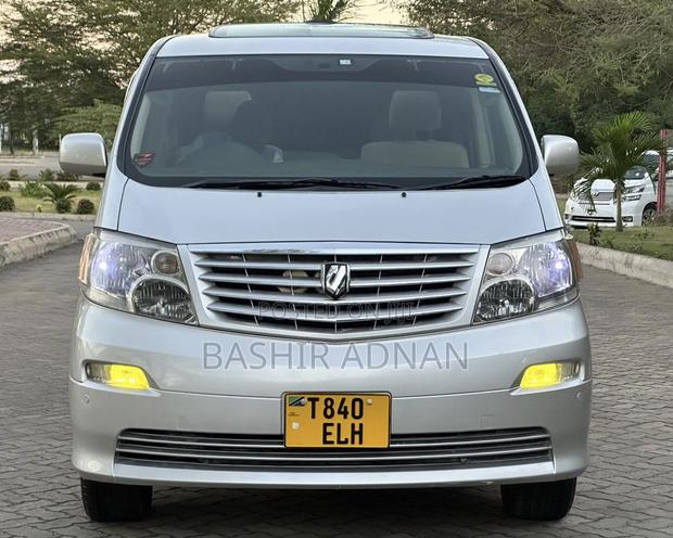 Toyota Alphard 2004 Silver