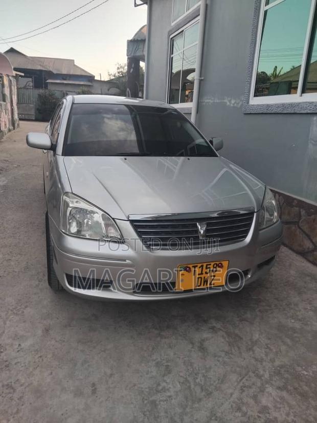 Toyota Premio 2005 Silver