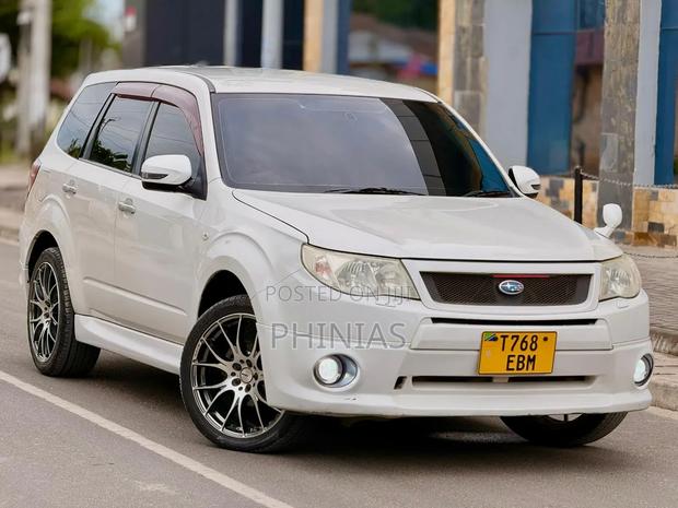 Subaru Forester 2011 White