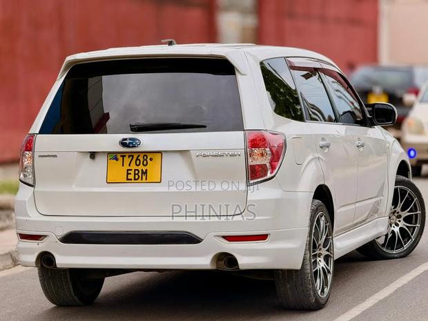 Subaru Forester 2011 White