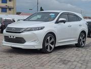 Toyota Harrier 2.5 Hybrid 4WD 2017 White for sale