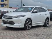 Toyota Harrier 2.5 Hybrid 4WD 2017 White for sale