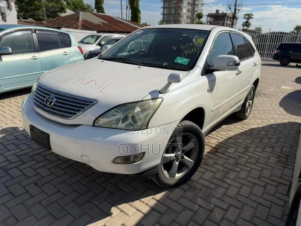 Toyota Harrier 2.4 2007 White