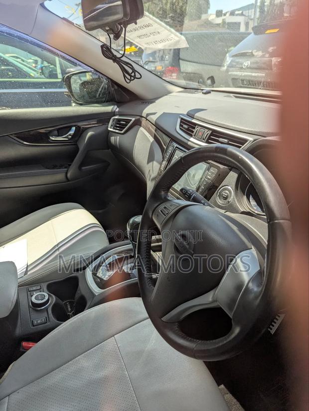 Nissan X-Trail 2.0 Petrol AWD 2015 White