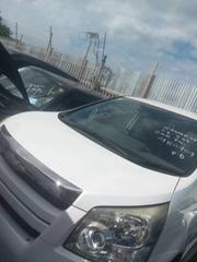 Toyota Noah 2.0 143hp AWD (8 Seater) 2008 White for sale