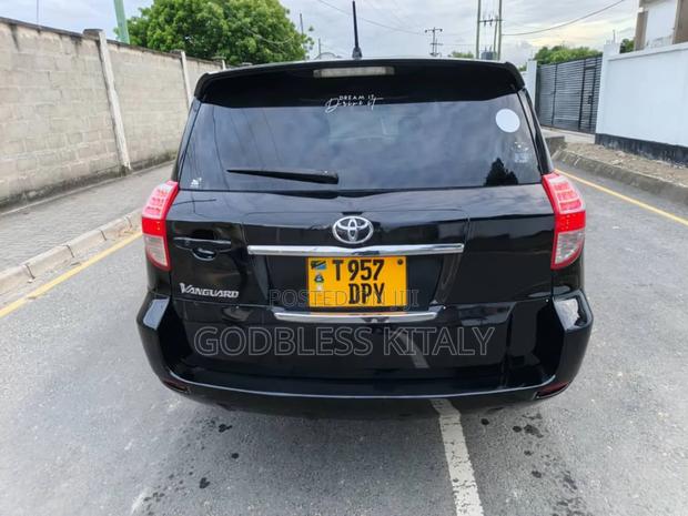 Toyota Vanguard 2009 Black