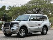 Mitsubishi Pajero 2000 White for sale