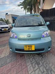 Toyota Porte 1.3 FWD 2004 Beige for sale