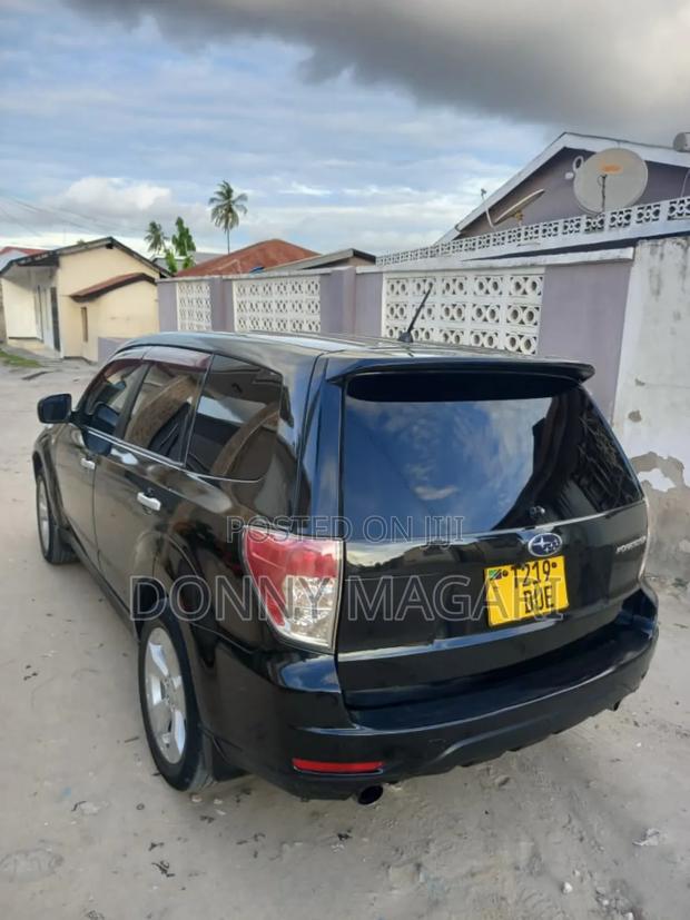 Subaru Forester 2.0D X 2009 Black