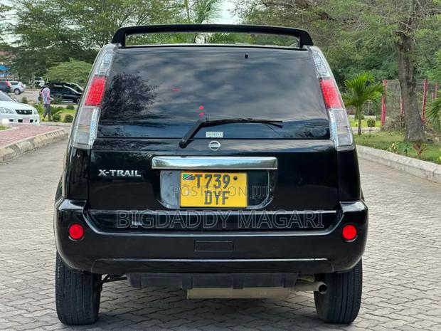 Nissan X-Trail 2006 Black