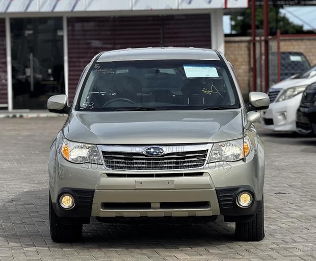 Subaru Forester 2008 Gold