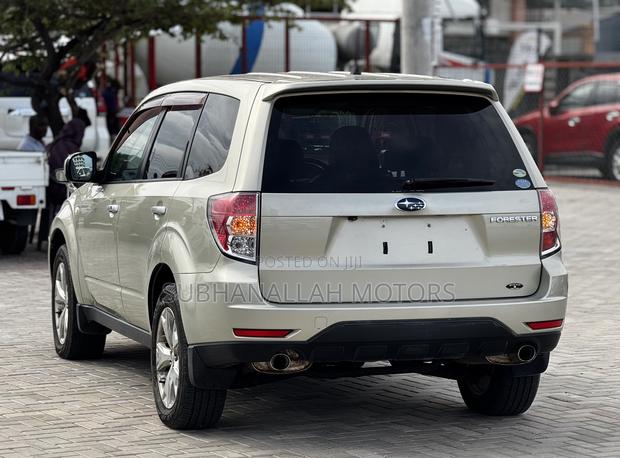 Subaru Forester 2008 Gold