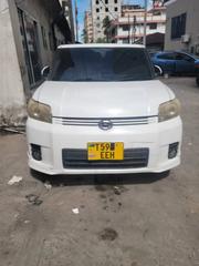 Toyota Corolla Rumion Hatchback 1.5 FWD 2010 White for sale