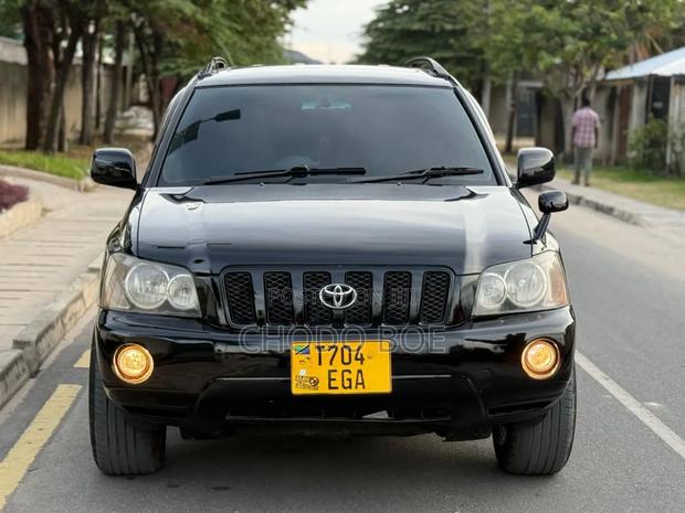 Toyota Kluger 2003 Black
