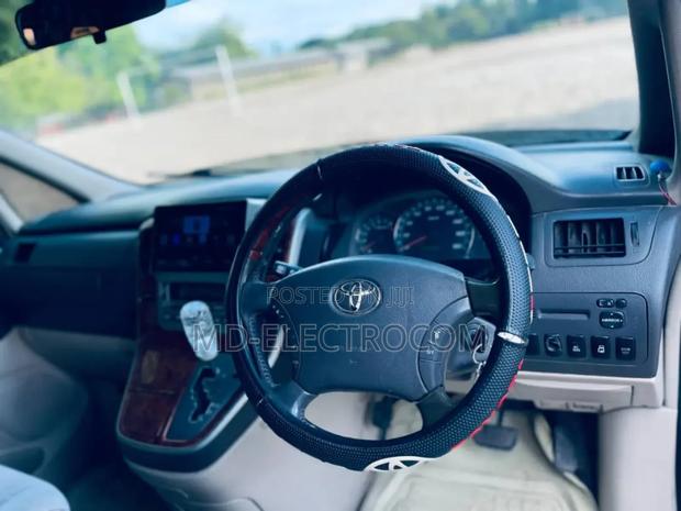Toyota Alphard 2005 Black