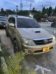 Toyota Fortuner 2010 Beige for sale