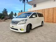 Toyota Vellfire 2010 White for sale