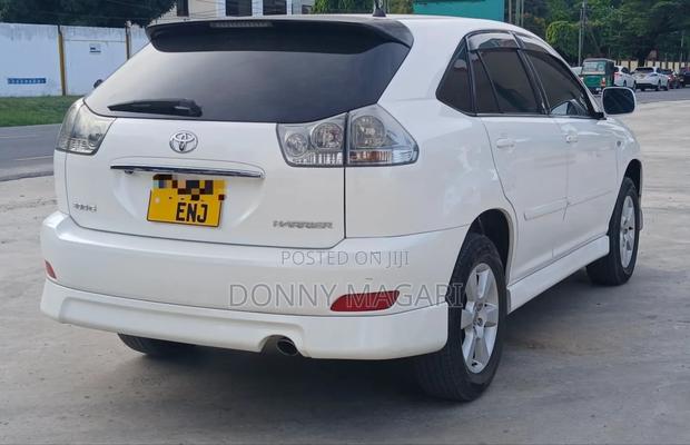 Toyota Harrier 2.4 2006 White
