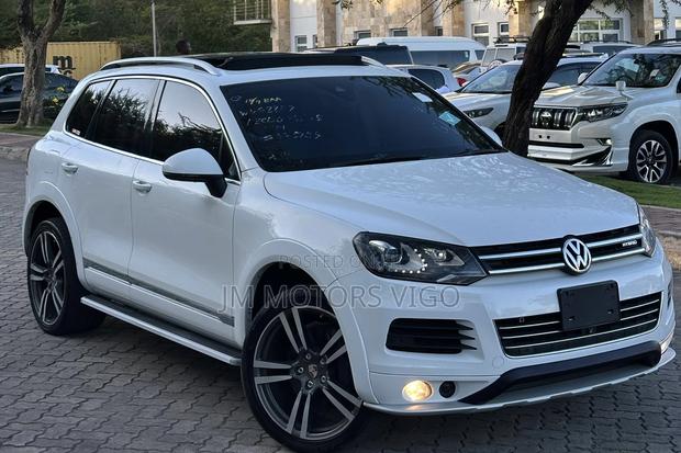 Volkswagen Touareg Hybrid 2012 White