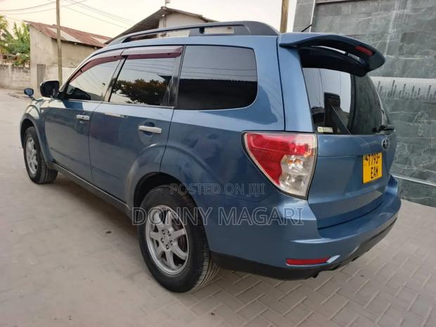 Subaru Forester 2.5X 2010 Blue