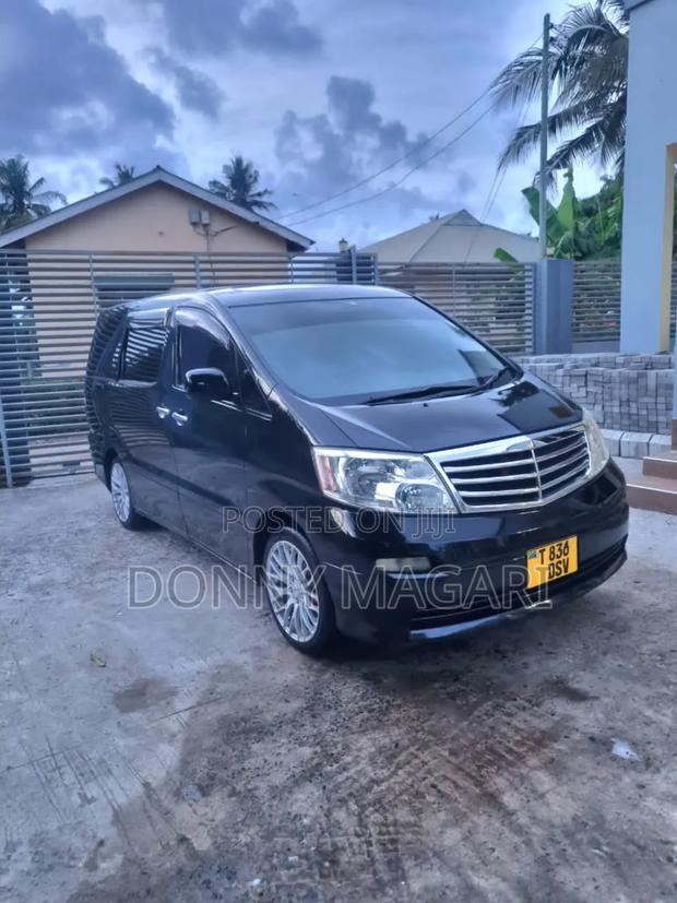 Toyota Alphard 2.4 Petrol FWD 2005 Black