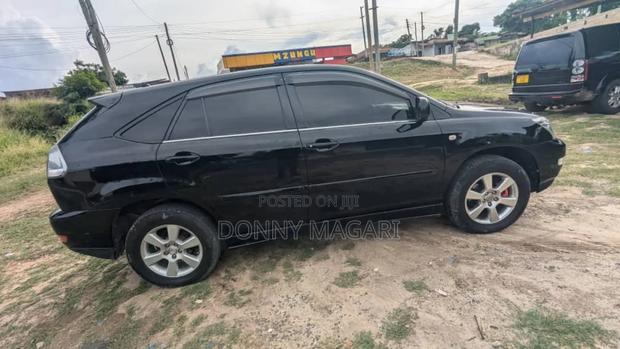 Toyota Harrier 2.4 2006 Black