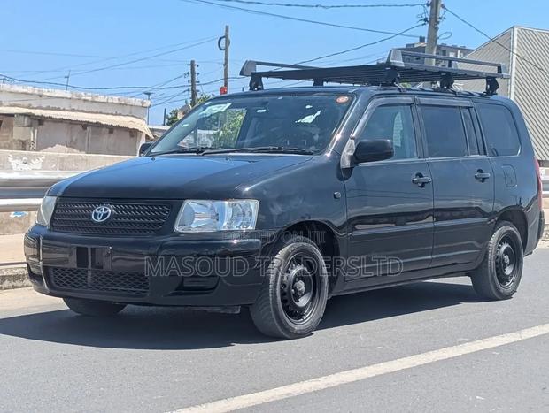 Toyota Succeed SV Premium 2014 Black