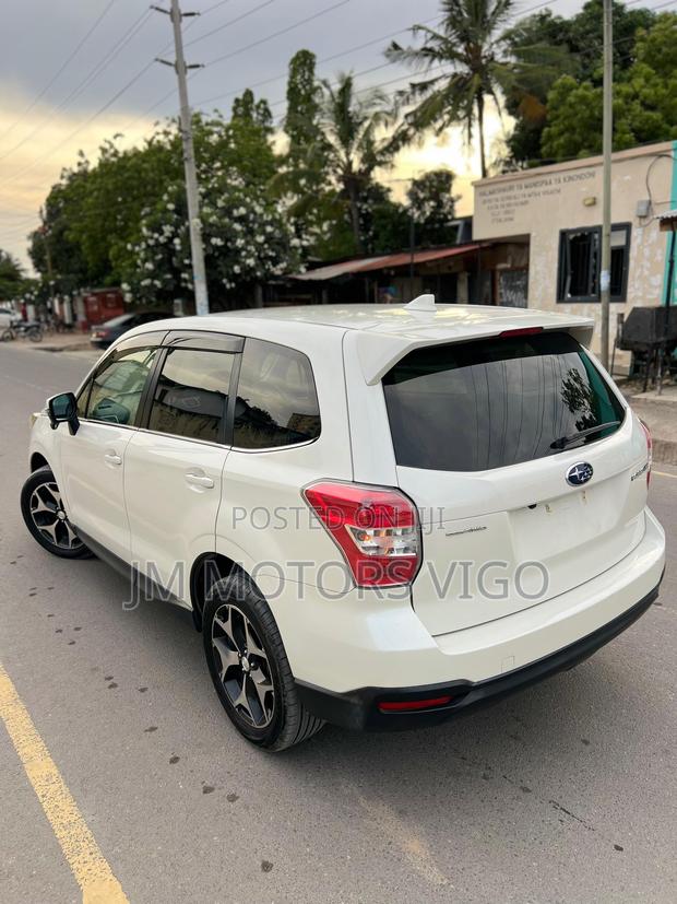 Subaru Forester 2015 White