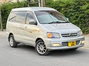 Toyota Noah 2.0 AWD (8 Seater) 2001 Silver for sale