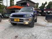 Toyota RAV4 Automatic 2000 Blue for sale