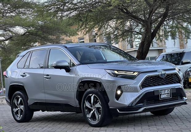 Toyota RAV4 Plug-In Hybrid 2025 Gray