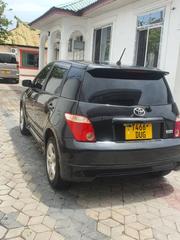 Toyota IST 2005 Black for sale