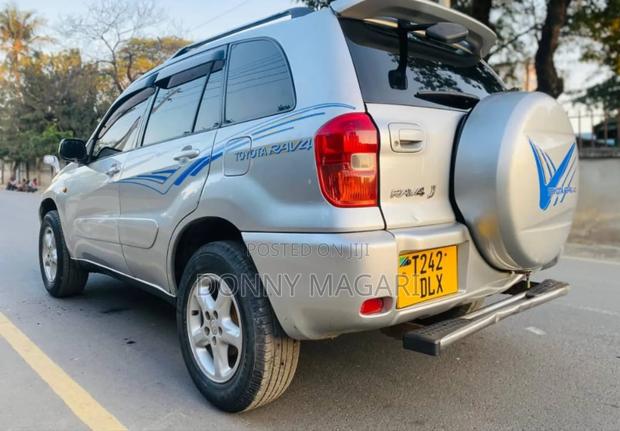 Toyota RAV4 2.0 4x4 2004 Silver