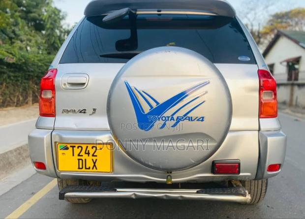 Toyota RAV4 2.0 4x4 2004 Silver