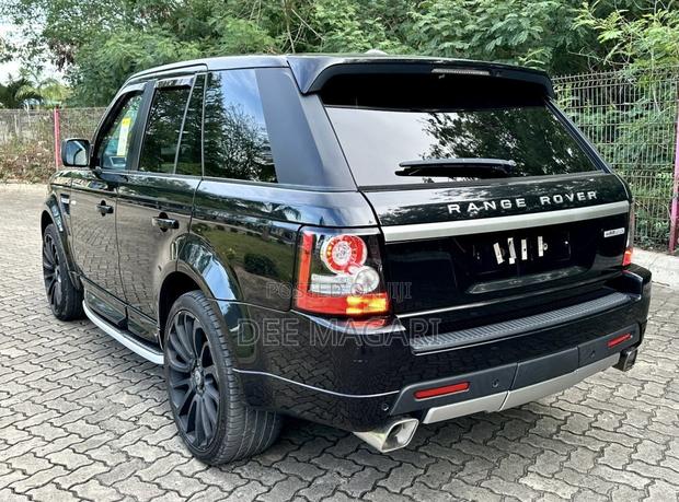 Land Rover Range Rover Sport 2012 Black