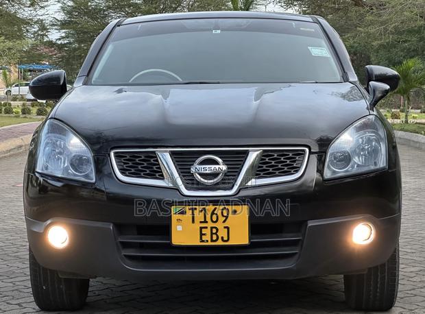 Nissan Dualis 2011 Black