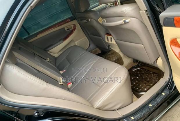 Toyota Crown 2004 Black