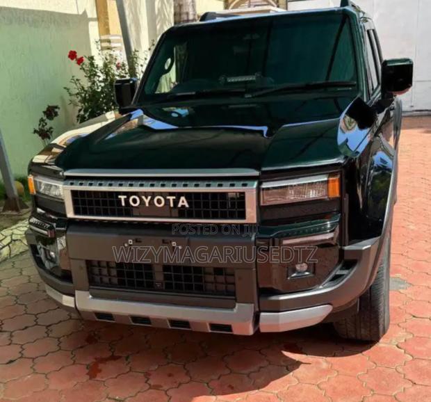 New Toyota Land Cruiser Prado 2.8 2024 Matt Black